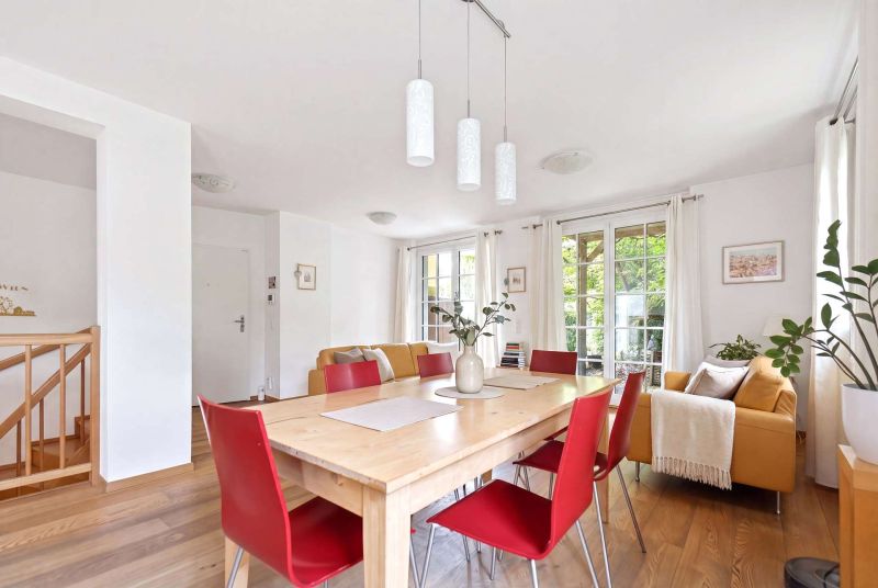 Exklusives Wohnen in Neustift am Walde ? Townhouse-Charakter auf drei Ebenen mit Eigengarten /  / 1190&nbsp;Wien / Bild 3